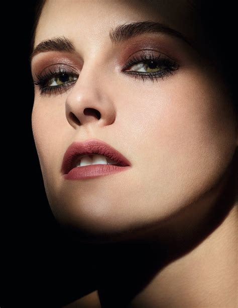 kristen stewart noir et blanc de chanel lipstick 2019|Kristen Stewart wears FALL.